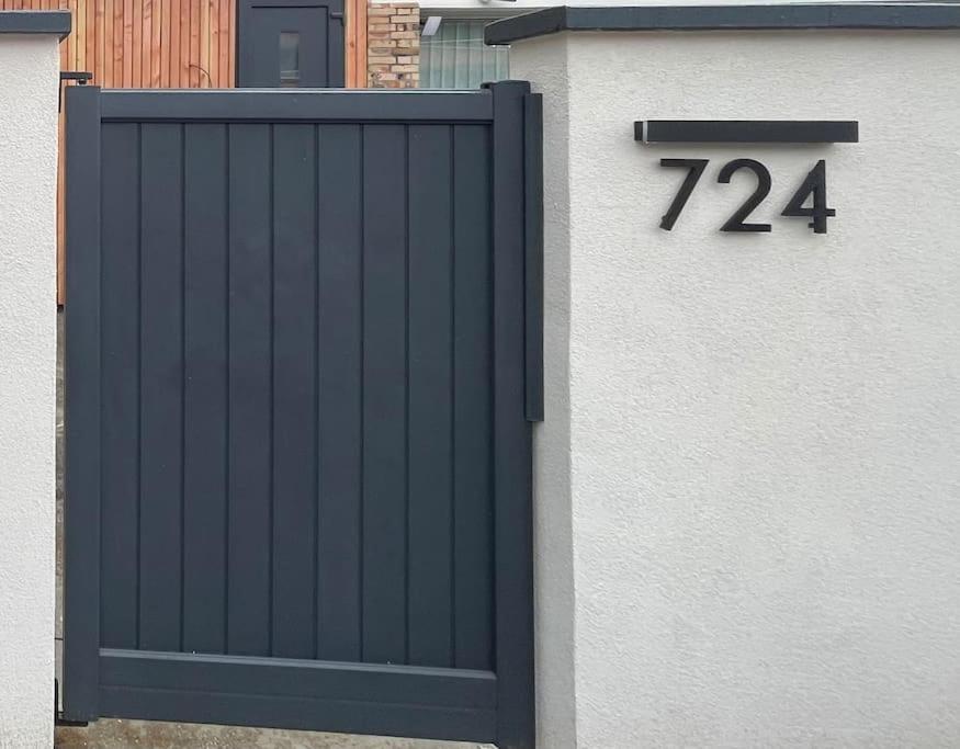 Home 724 Saint-Leger-du-Bourg-Denis Esterno foto
